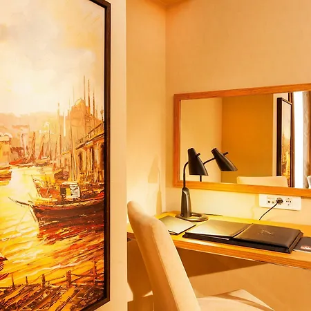 Nidya Esenyurt Stambuł