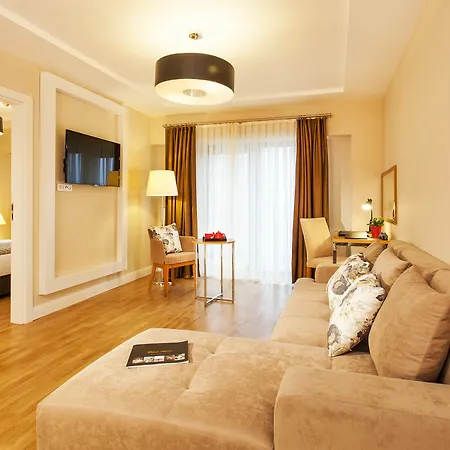 Nidya Esenyurt Hotel