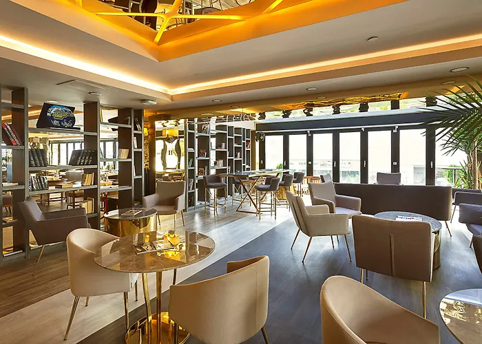 فندق نيديا اسينيورت