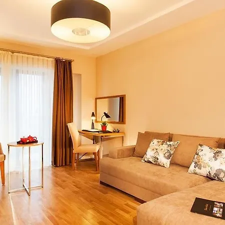 Nidya Esenyurt Szálloda 3*